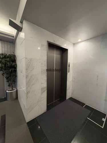 札幌ウイングビル エレベーターホール1