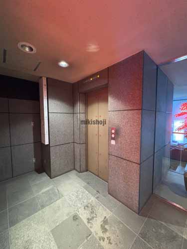 ＵＥＮＯビル エレベーターホール1