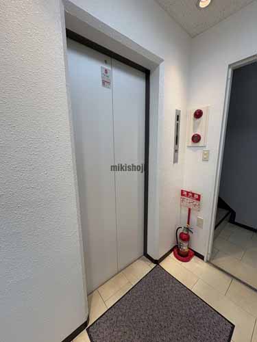 大通パークビル エレベーターホール1