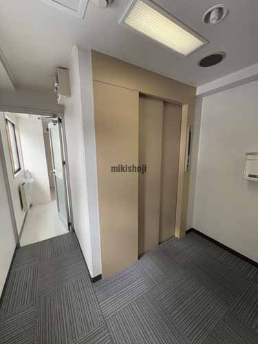 札幌南１条ビル エレベーターホール2