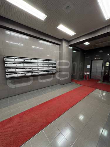 ＭＣビル エントランス1