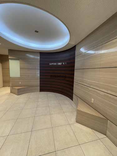 札幌クレストビル エントランス1