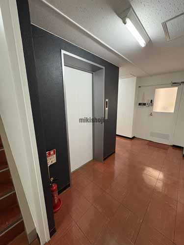 第２山崎ビル エレベーターホール1