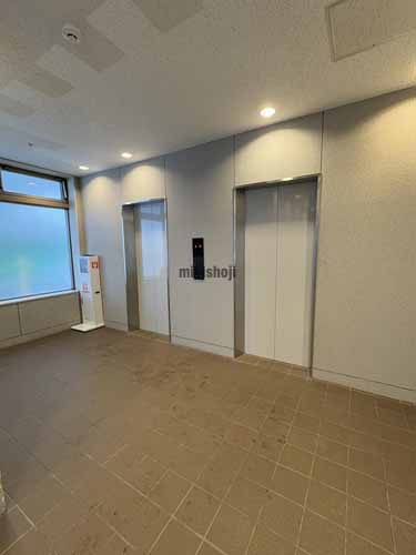 平和不動産札幌駅東ビル エレベーターホール1