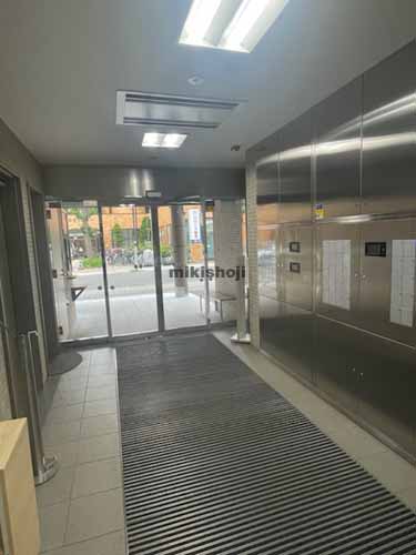 福山南三条ビル エントランス1