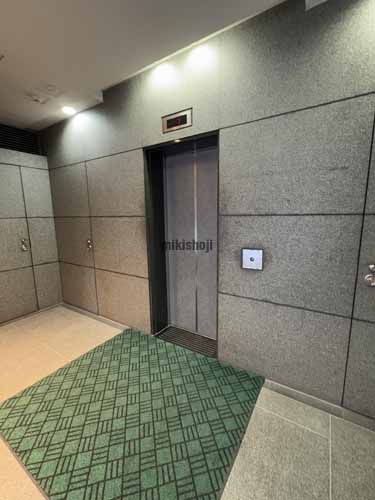 時計台スクエアビル エレベーターホール1