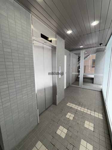 創成パークビル エレベーターホール1