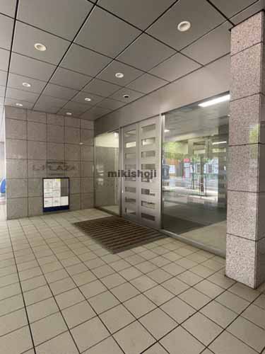 札幌エルプラザ エントランス1