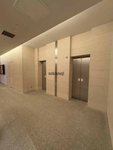 サッポロファクトリー フロンティア館 エレベーターホール1