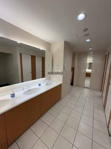 サッポロファクトリー フロンティア館 水回り1