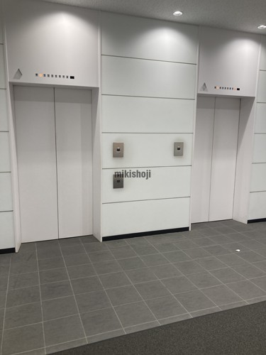 あおばアネックス エレベーターホール1