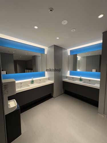 北海道新聞社ビル 水回り2