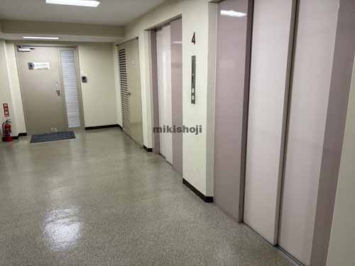 さのやビルディング エレベーターホール2