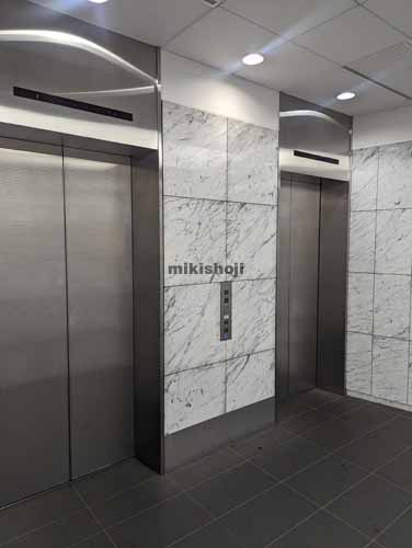 藤崎芭蕉の辻ビルディング エレベーターホール1