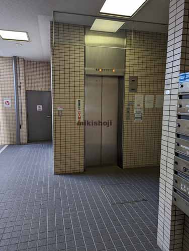 日宝勾当台西ビル エレベーターホール1