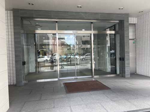 ステーションプラザビル エントランス1