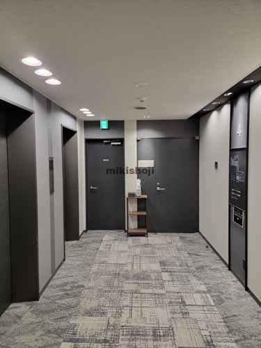 五橋ビジネスセンタービル エレベーターホール1