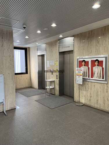 郡山堂前合同ビル エレベーターホール1