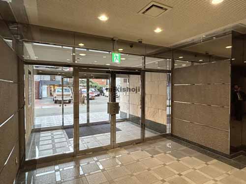 河西ビル エントランス1