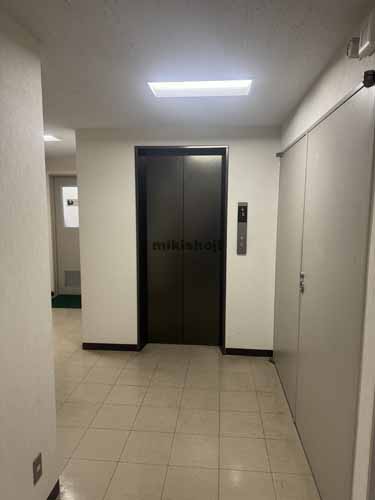 第七広瀬ビル エレベーターホール1