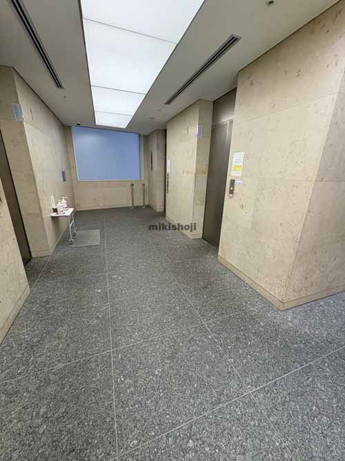 仙台東京海上日動ビルディング エレベーターホール1