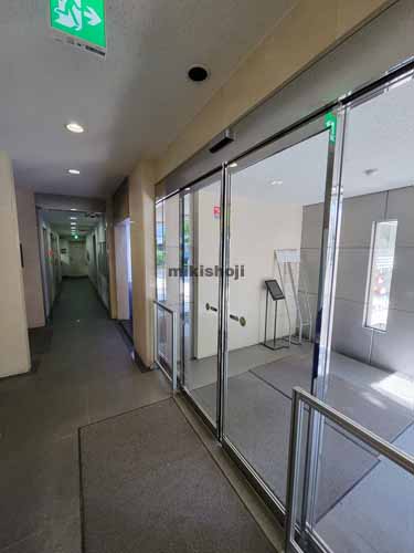 上杉第３平野ビル エントランス2