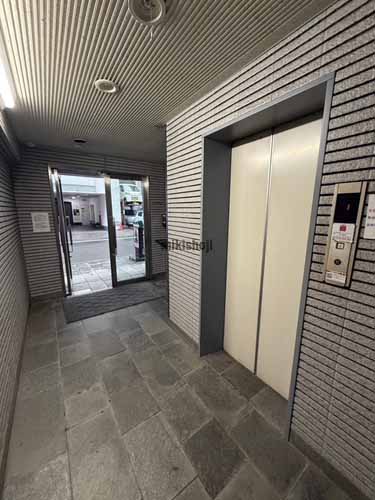 岩佐ビル エレベーターホール1