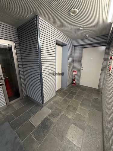 岩佐ビル エレベーターホール2