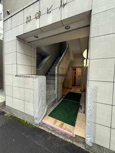 ＤＢＳ横浜ビル エントランス2