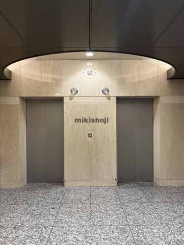 いちご新横浜ビル エレベーターホール1