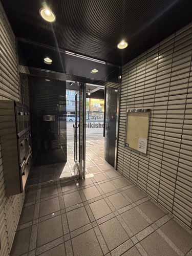 ＭＬ横浜ビルディング エントランス2