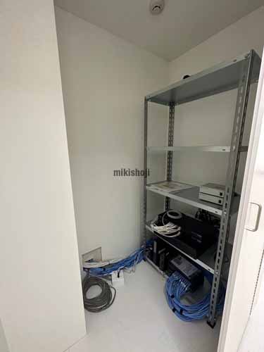 水信ビル 貸室内1