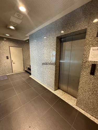 ＴＫビル エレベーターホール1