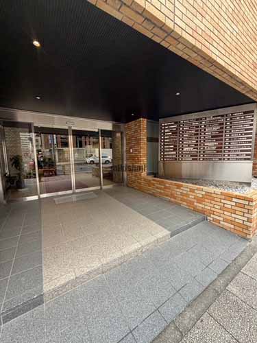 スクエア長者町ビル エントランス1