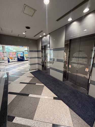 農住ビルアーシス エレベーターホール1