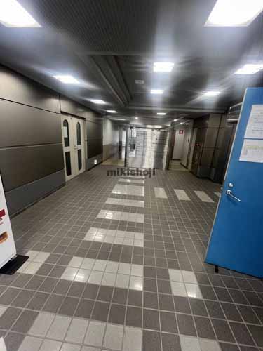 厚木市の原田センタービル エントランス1