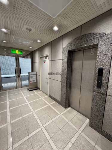 勝幸ビル エレベーターホール1