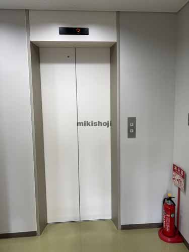 明治安田生命小杉ビル エレベーターホール1