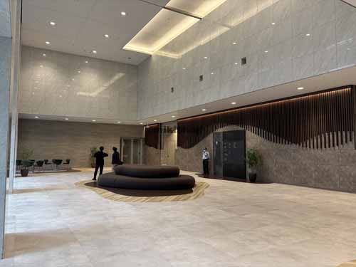 ＫＤＸ横浜みなとみらいタワー エントランス2