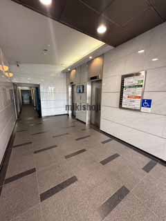 小田急新百合ヶ丘ビル エレベーターホール1