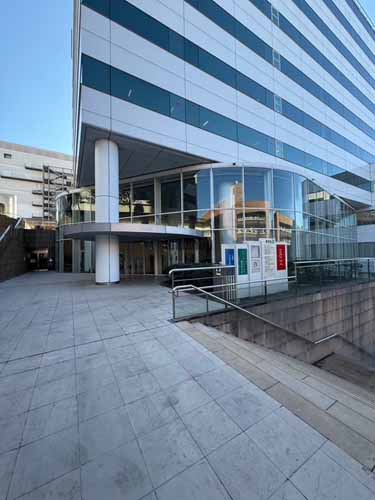 新百合トウェンティワンビル 外観2