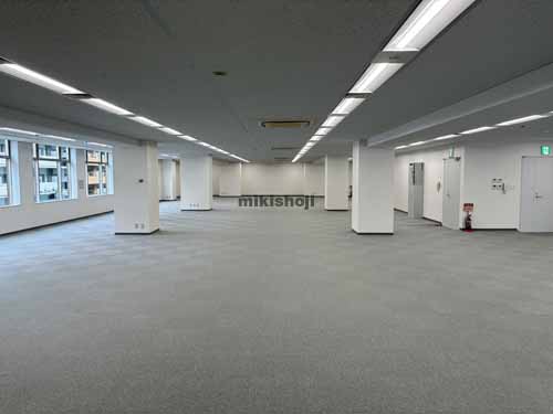 横浜ファーストビル 貸室内1