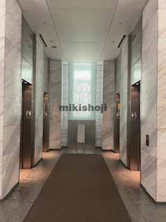 横浜メディア・ビジネスセンタービル エレベーターホール1