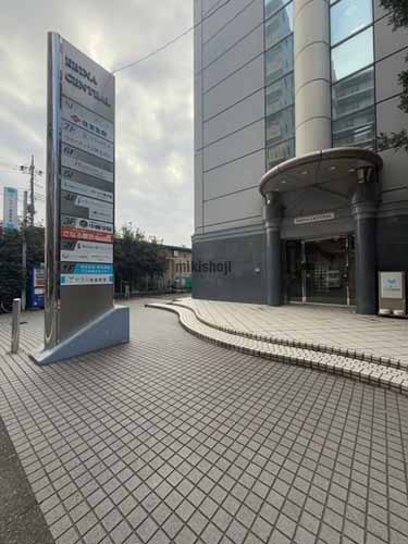 ＥＢＩＮＡセントラルビル エントランス2