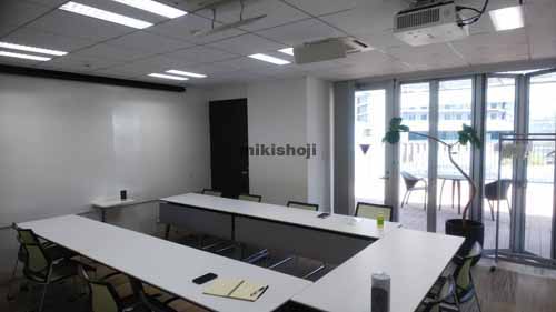 クアドリフォリオ 貸室内1