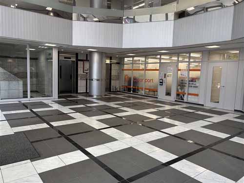 厚木市の神奈中厚木第一ビル エントランス1