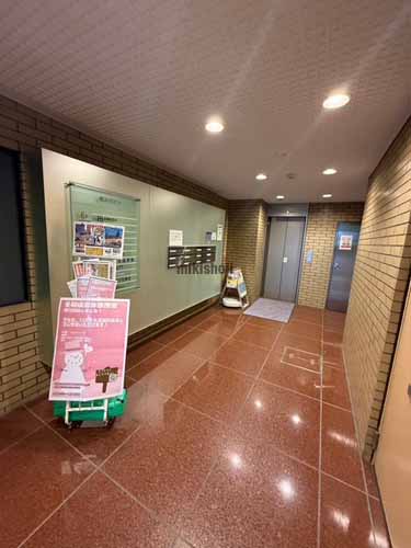 横浜ＯＳビル エレベーターホール1