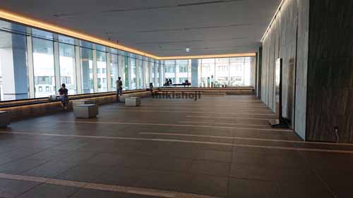 ＶｉＮＡ　ＧＡＲＤＥＮＳ　ＯＦＦＩＣＥ エントランス1