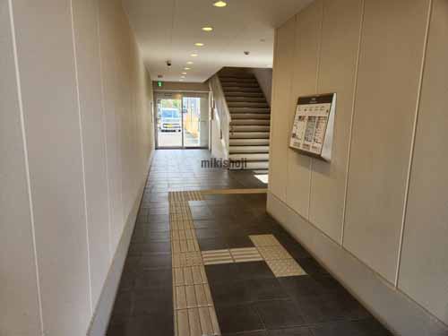 小田急開成駅前ビル エントランス1