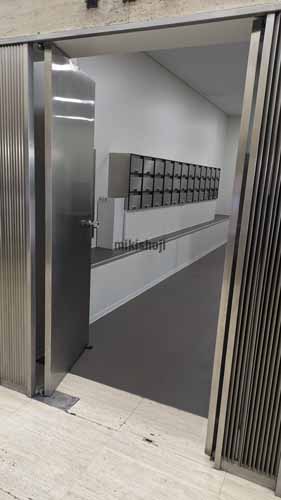 東海ビルディング エントランス2